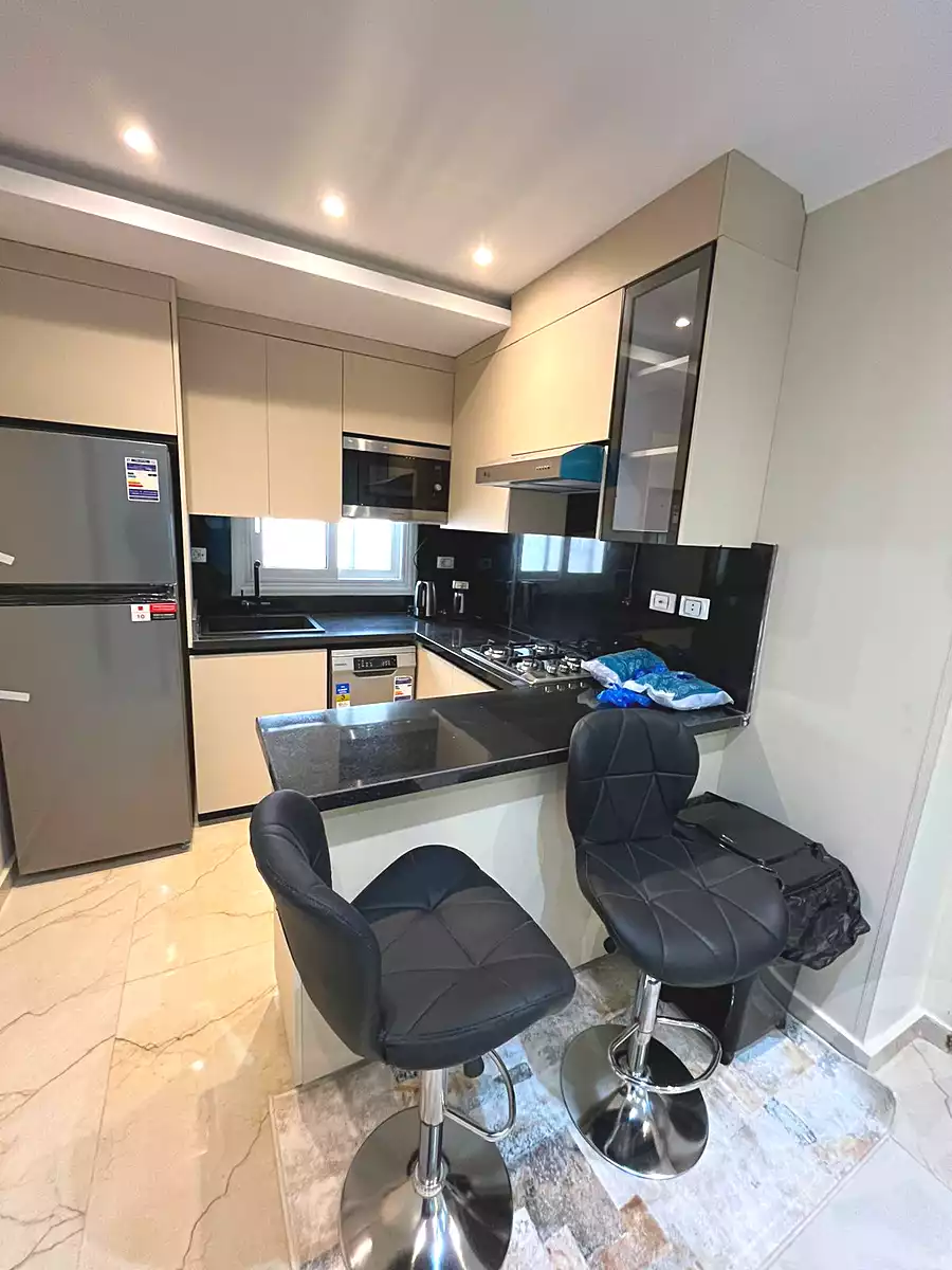 https://aqarmap.com.eg/ar/listing/6839445-for-sale-cairo-new-cairo-compounds-mwrd-fq-llttwyr