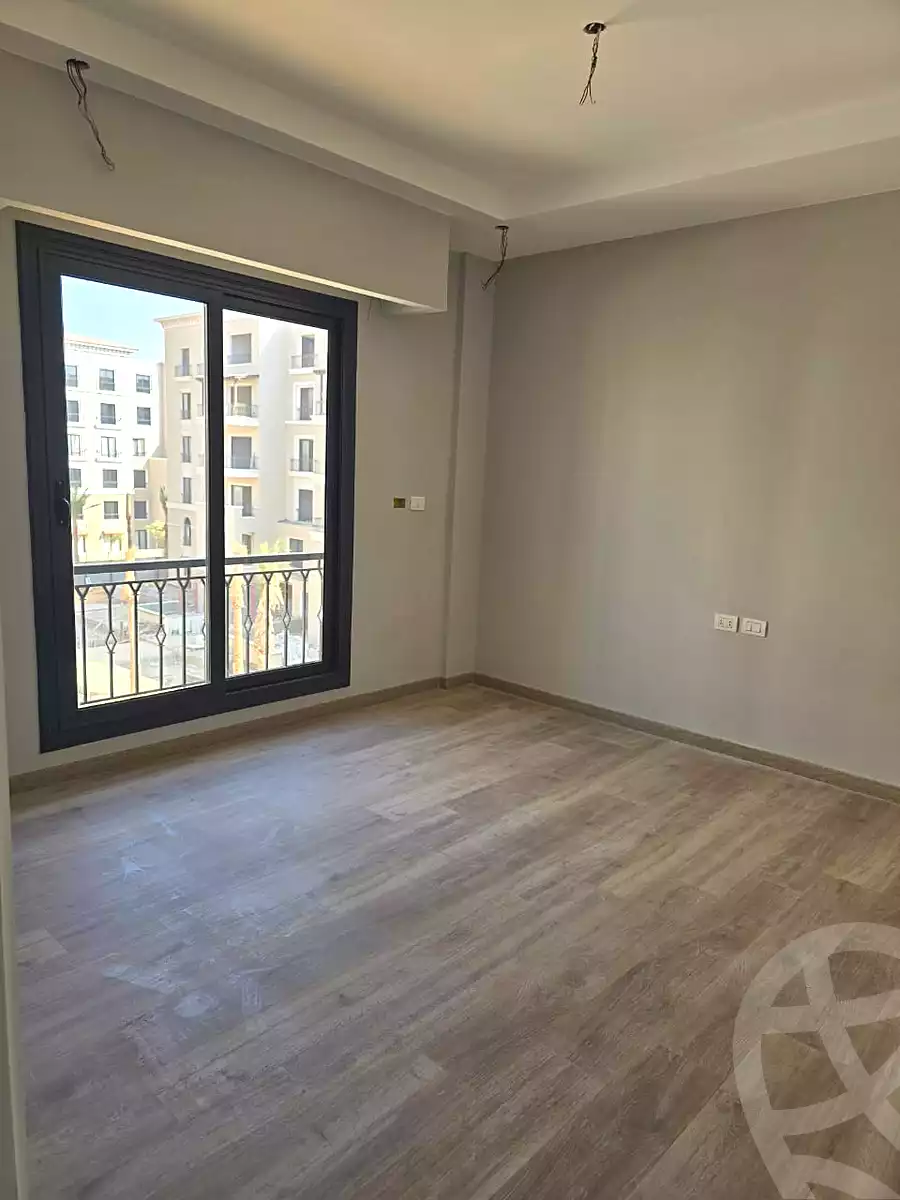 https://aqarmap.com.eg/en/listing/6839503-for-sale-cairo-el-sheikh-zayed-city-compounds-kmbwnd-fyldj-wyst-dr-llttwyr