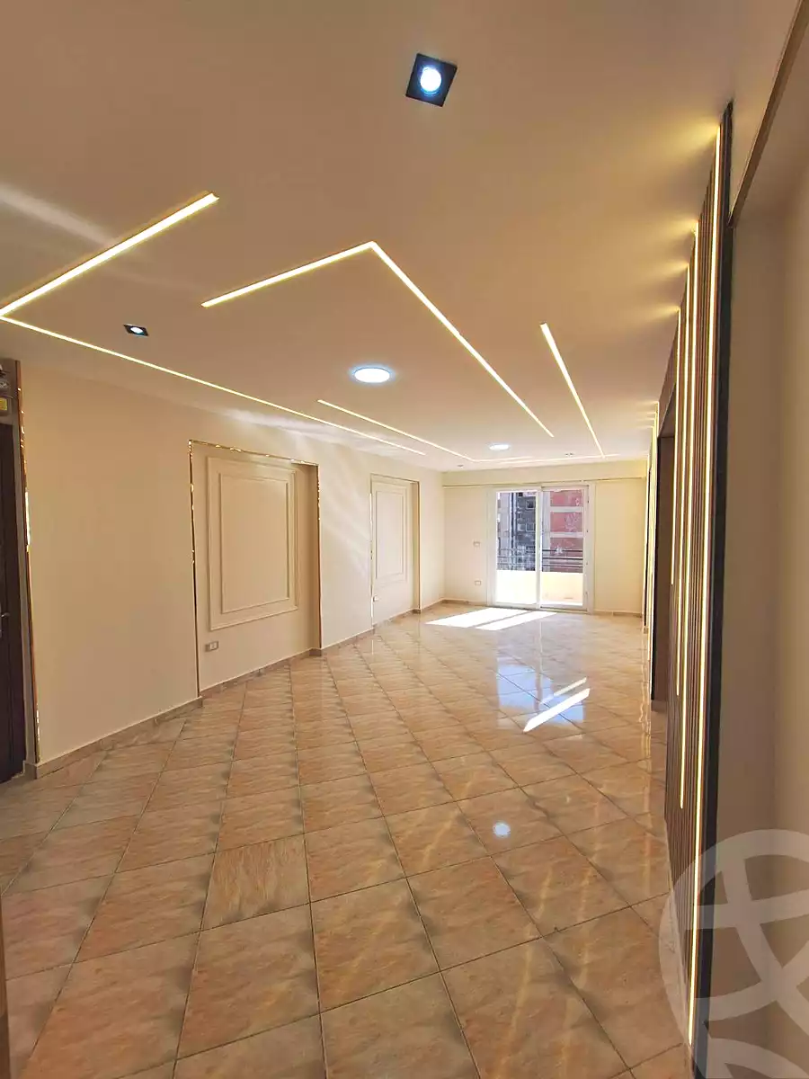https://aqarmap.com.eg/ar/listing/6839801-for-sale-alexandria-sydy-bshr-sydy-bshr-bhry-khalil-hamada-st