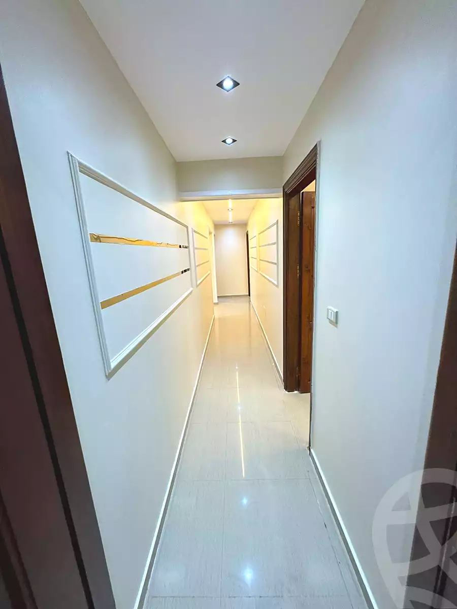 https://aqarmap.com.eg/ar/listing/6839852-for-sale-alexandria-sydy-bshr-sydy-bshr-bhry-shr-mhmwd-l-yswy