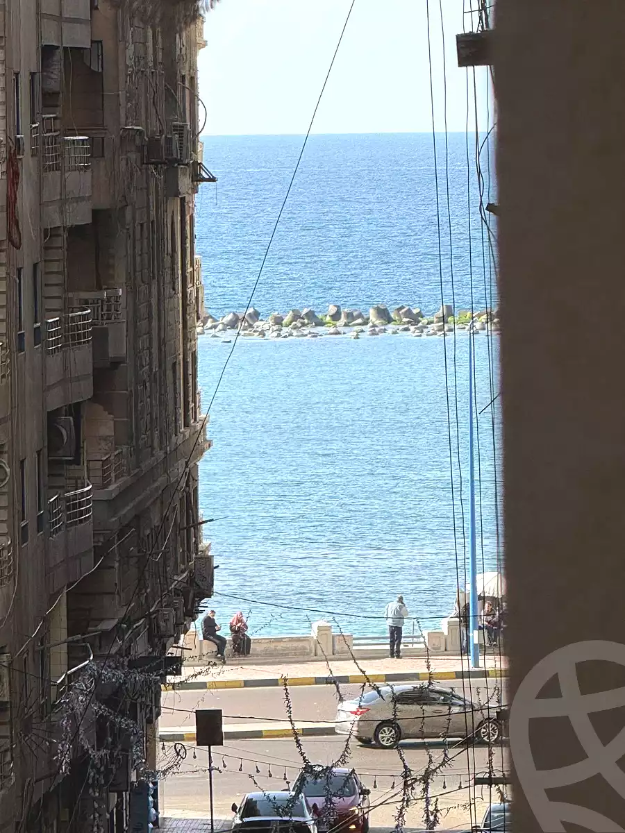 https://aqarmap.com.eg/ar/listing/6840003-for-sale-alexandria-sydy-bshr-sydy-bshr-bhry-street-15