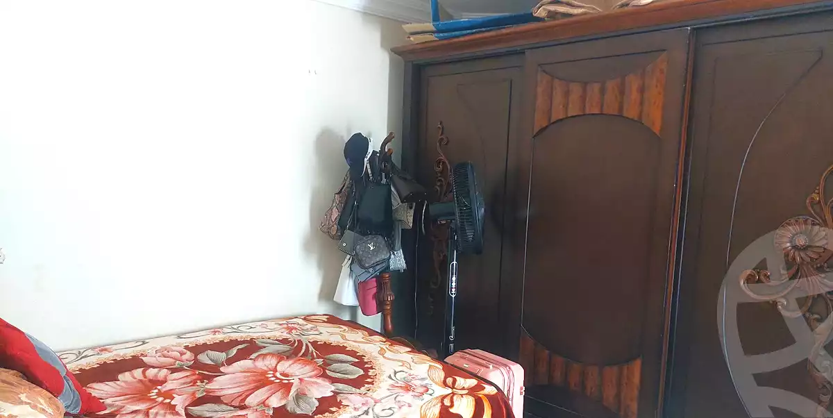 https://aqarmap.com.eg/ar/listing/6840054-for-sale-alexandria-miami-khld-bn-lwlyd