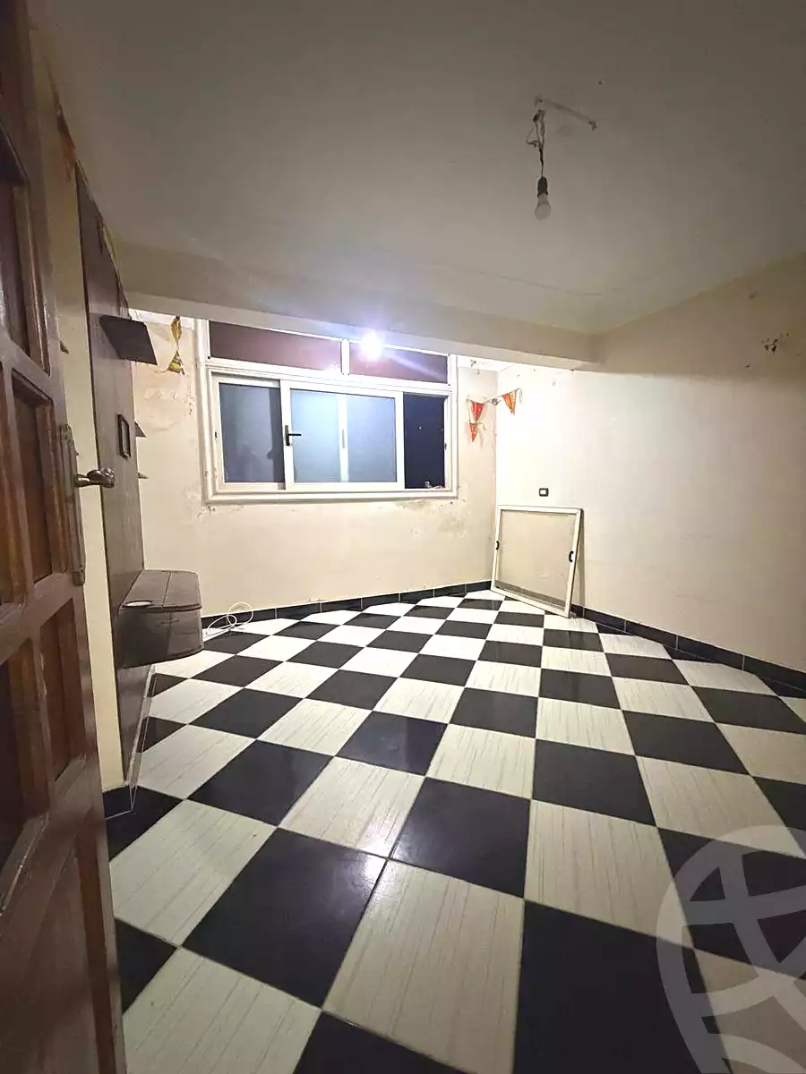 https://aqarmap.com.eg/ar/listing/6840286-for-sale-alexandria-el-asafra-shr-45