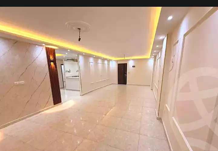 https://aqarmap.com.eg/ar/listing/6840486-for-sale-alexandria-al-agamy-el-hanouvel