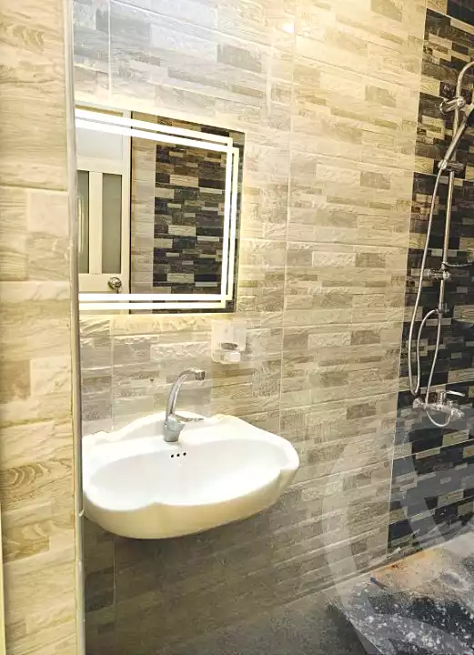 https://aqarmap.com.eg/ar/listing/6840588-for-sale-alexandria-al-agamy-el-hanouvel