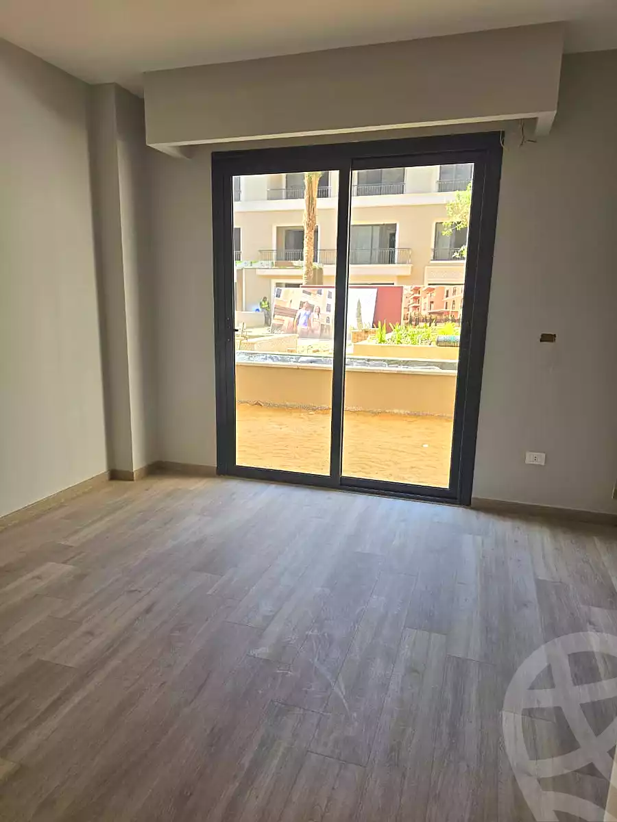 https://aqarmap.com.eg/en/listing/6840920-for-sale-cairo-el-sheikh-zayed-city-compounds-kmbwnd-fyldj-wyst-dr-llttwyr