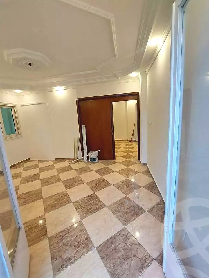 https://aqarmap.com.eg/ar/listing/6841350-for-sale-alexandria-el-asafra-l-sfr-bhry