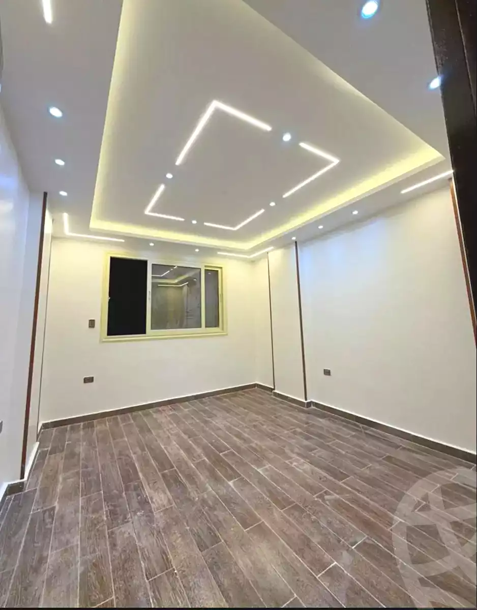 https://aqarmap.com.eg/ar/listing/6841352-for-sale-alexandria-al-agamy-lbytsh-qased-kareem-st