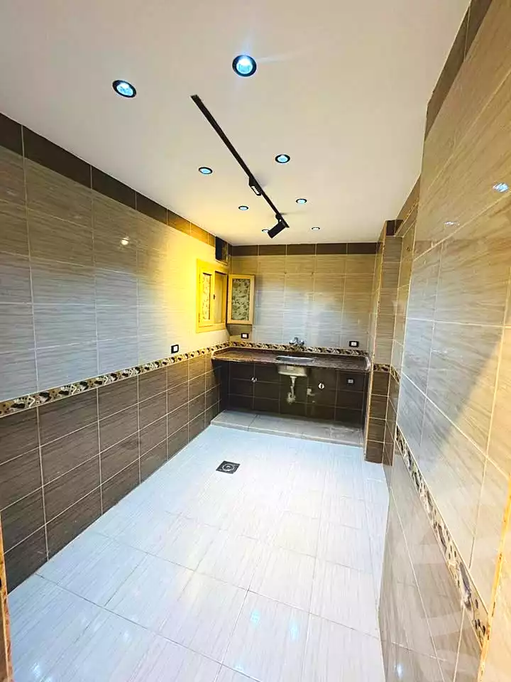 https://aqarmap.com.eg/en/listing/6841544-for-sale-alexandria-al-agamy-lbytsh-bianchiii