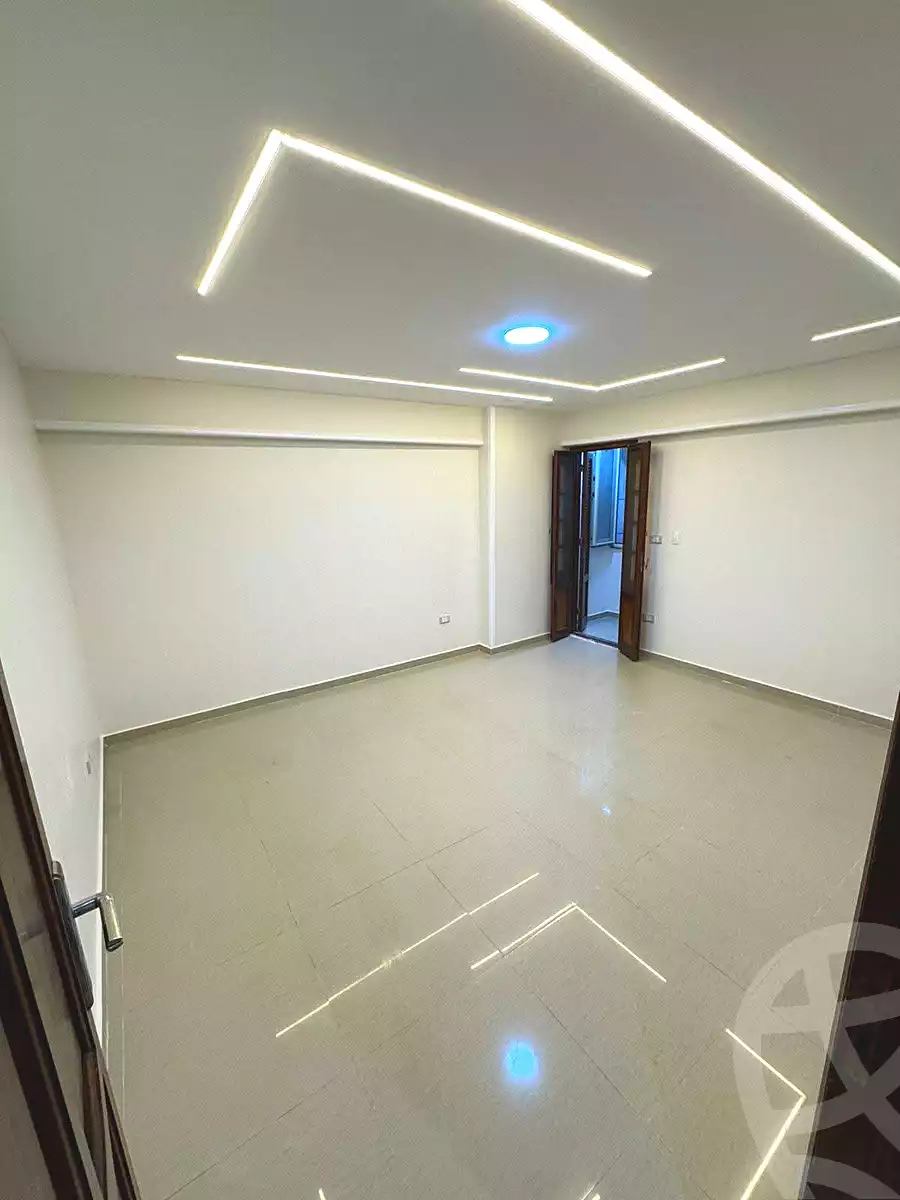 https://aqarmap.com.eg/ar/listing/6842375-for-sale-alexandria-sydy-bshr-sydy-bshr-bhry-gamal-abd-el-nasir-st