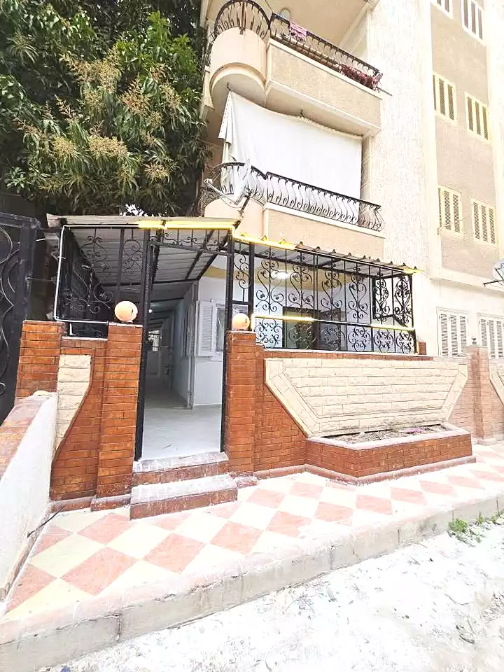 https://aqarmap.com.eg/ar/listing/6842526-for-sale-alexandria-al-agamy-shataa-el-nakheel