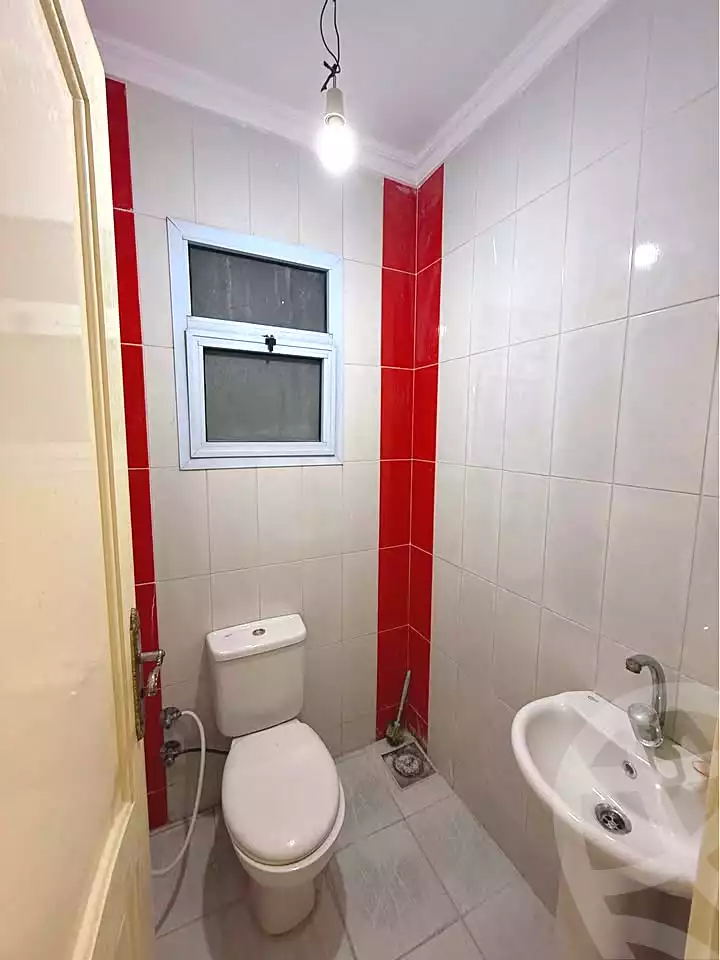 https://aqarmap.com.eg/en/listing/6842669-for-sale-alexandria-el-asafra-l-sfr-bhry-atlas-st