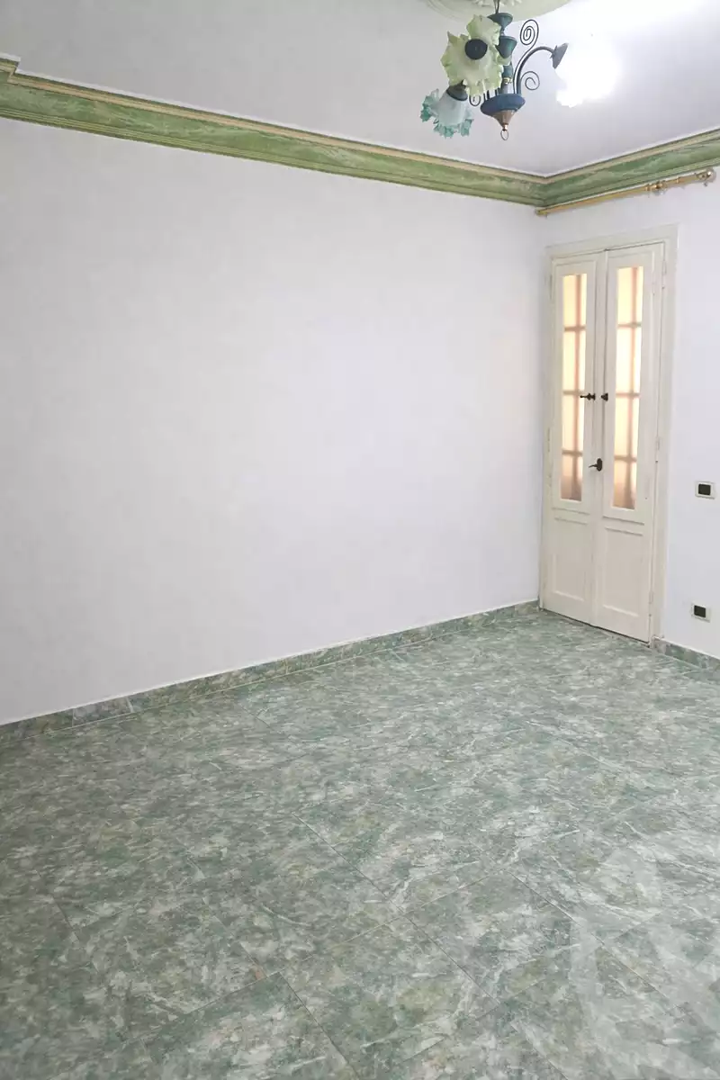 https://aqarmap.com.eg/en/listing/6842686-for-sale-alexandria-smouha-el-nasr-st