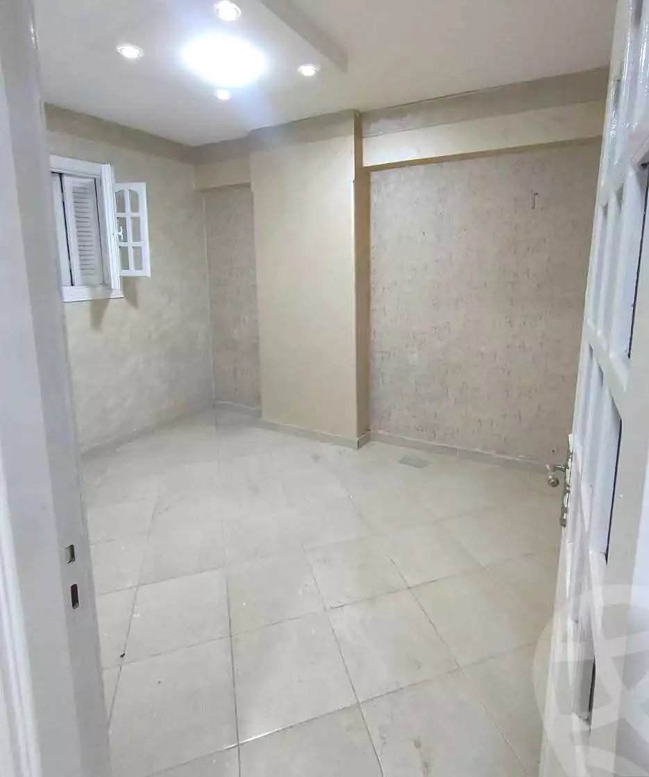 https://aqarmap.com.eg/en/listing/6843273-for-sale-alexandria-lsywf-el-falki