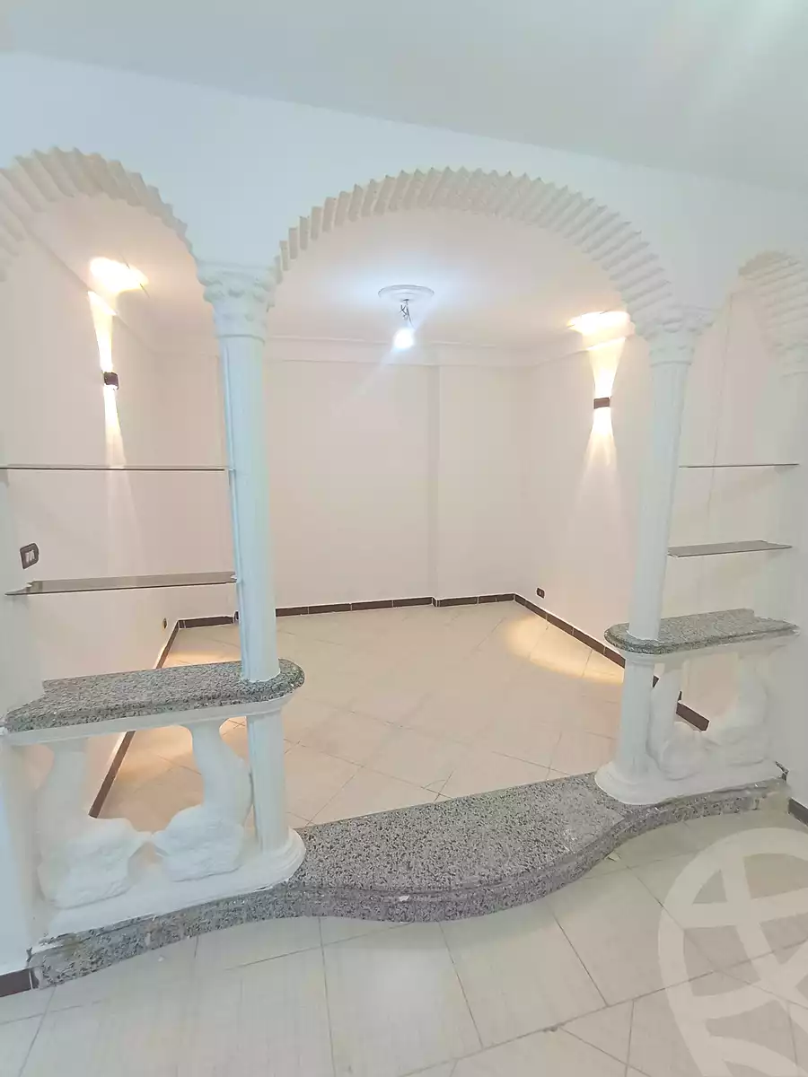 https://aqarmap.com.eg/ar/listing/6843800-for-sale-alexandria-lsywf-el-falki