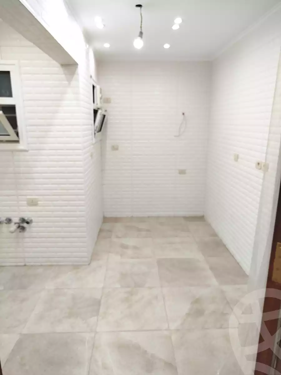 https://aqarmap.com.eg/ar/listing/6484394-for-rent-cairo-new-cairo-compounds-mwntn-fyw-y-syty-club-park-mountain-view-icity