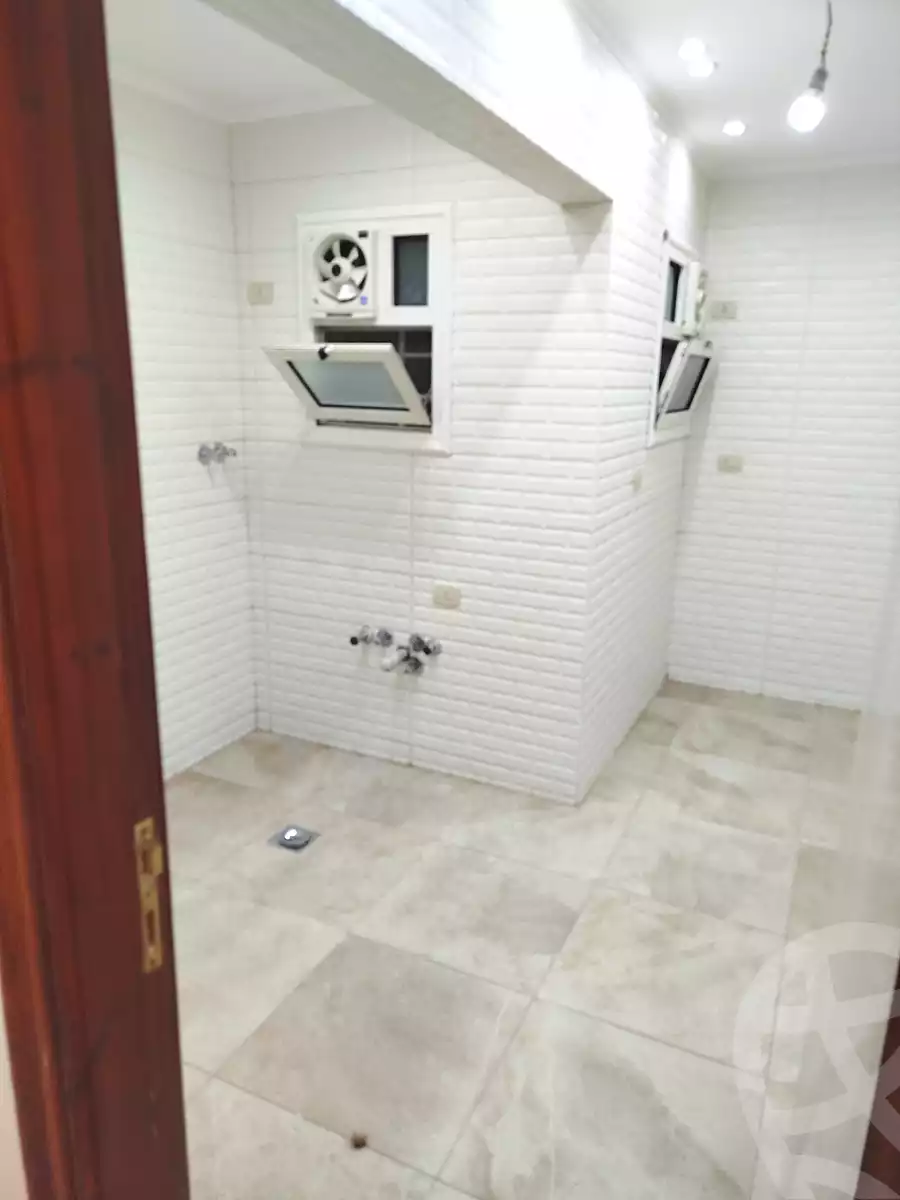 https://aqarmap.com.eg/ar/listing/6484394-for-rent-cairo-new-cairo-compounds-mwntn-fyw-y-syty-club-park-mountain-view-icity