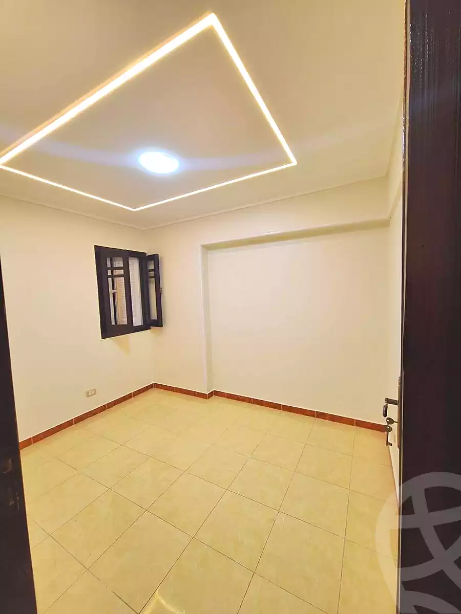 https://aqarmap.com.eg/en/listing/6843965-for-sale-alexandria-sydy-bshr-sydy-bshr-bhry-street-16
