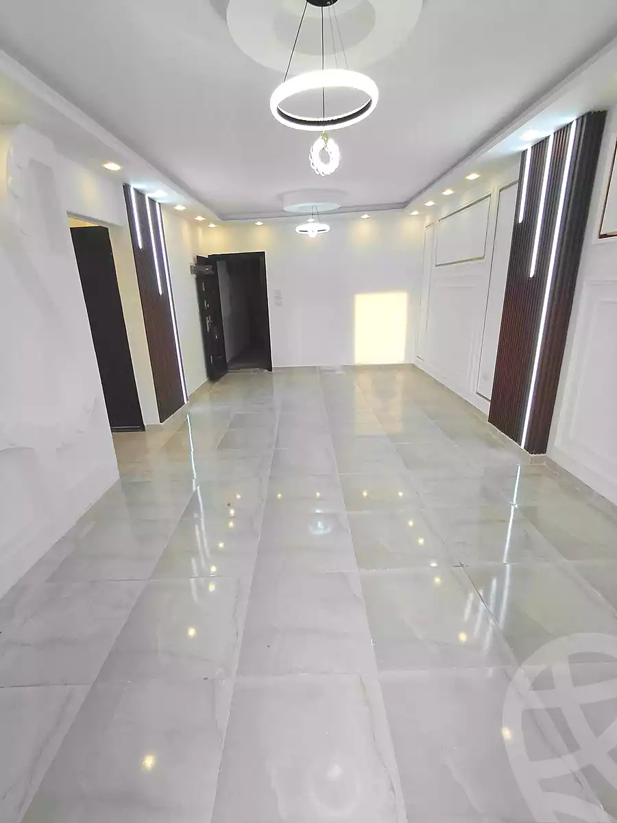 https://aqarmap.com.eg/ar/listing/6843993-for-sale-alexandria-sydy-bshr-sydy-bshr-bhry-gamal-abd-el-nasir-st