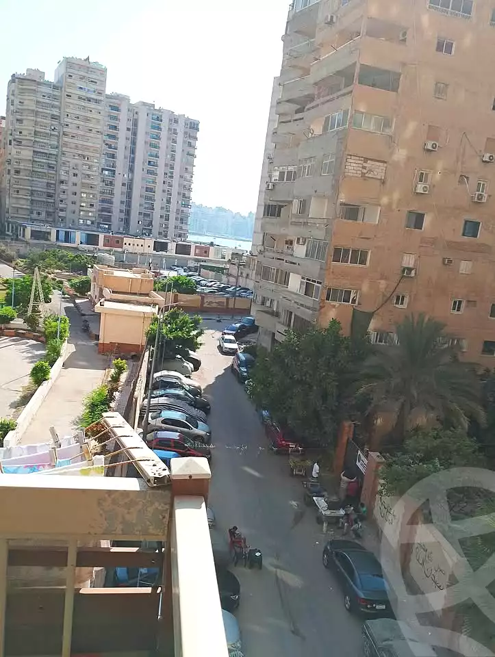 https://aqarmap.com.eg/en/listing/6844136-for-sale-alexandria-el-asafra-l-sfr-bhry