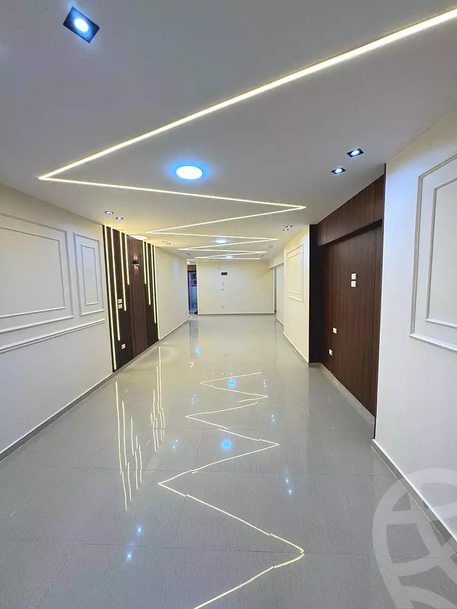 https://aqarmap.com.eg/ar/listing/6844170-for-sale-alexandria-sydy-bshr-sydy-bshr-bhry