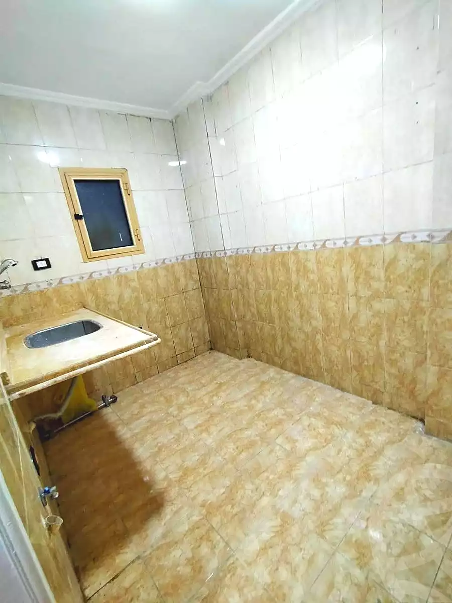 https://aqarmap.com.eg/en/listing/6844665-for-sale-alexandria-lsywf-el-falki