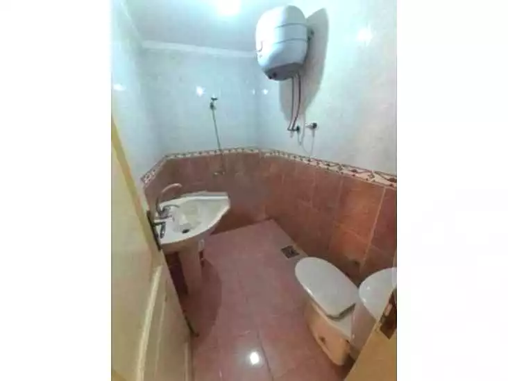 https://aqarmap.com.eg/ar/listing/6843449-for-rent-alexandria-al-agamy-shataa-el-nakheel-street-15