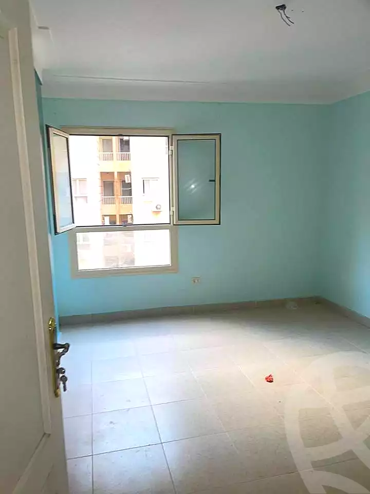 https://aqarmap.com.eg/ar/listing/6845025-for-sale-alexandria-el-montazah-compounds-in-el-montazah-green-view