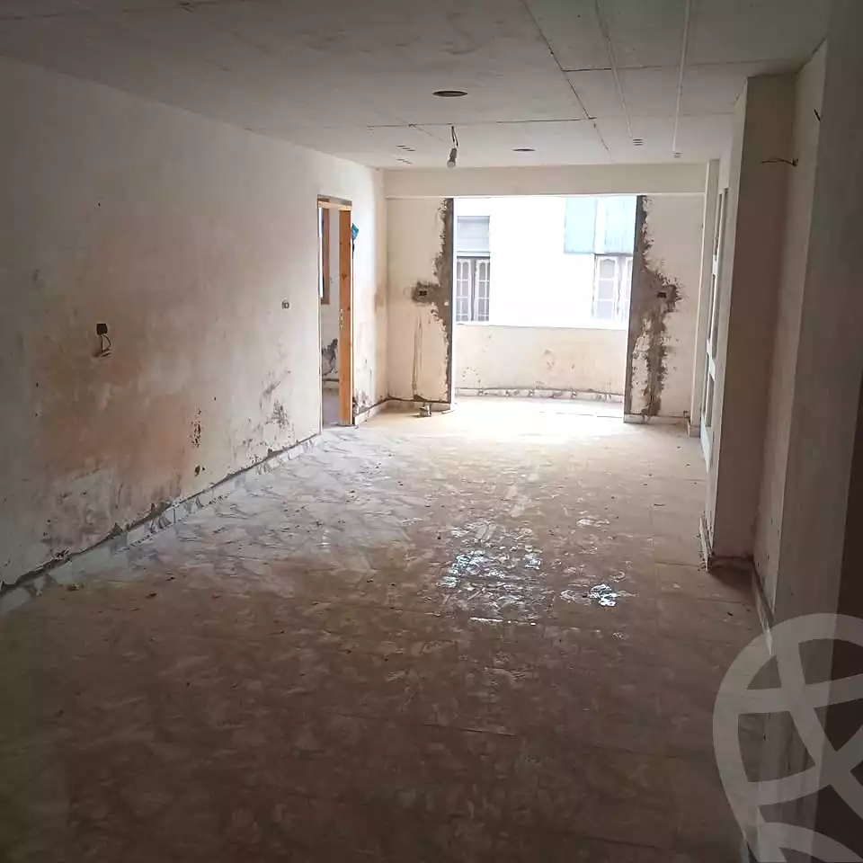 https://aqarmap.com.eg/ar/listing/6845455-for-sale-alexandria-al-agamy-el-hanouvel-al-haded-we-al-soulb-st