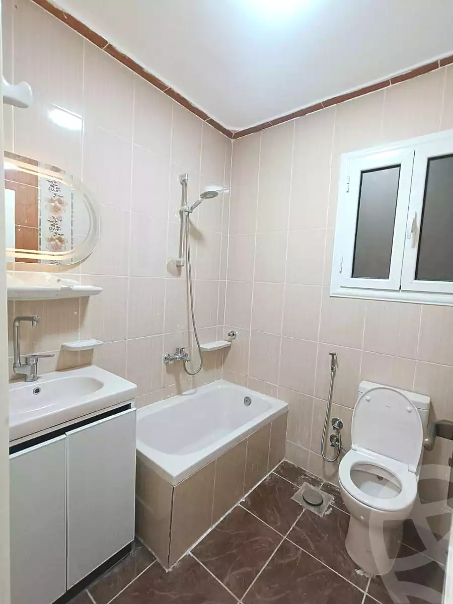 https://aqarmap.com.eg/ar/listing/6845550-for-sale-alexandria-al-agamy-lbytsh-khalil-ballw-st