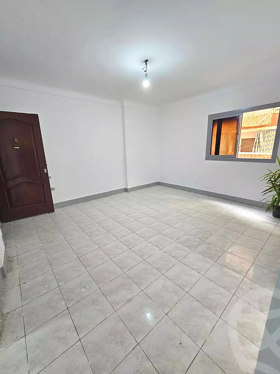 https://aqarmap.com.eg/ar/listing/6845612-for-sale-alexandria-sydy-bshr-sydy-bshr-bhry-amr-el-nogomy-st