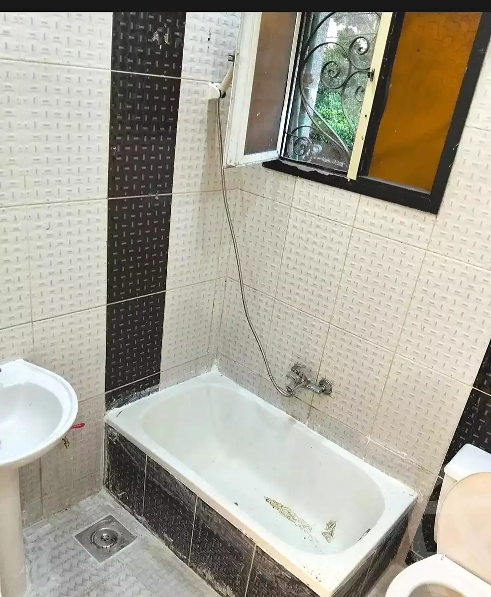 https://aqarmap.com.eg/ar/listing/6845844-for-sale-alexandria-sydy-bshr-sydy-bshr-bhry