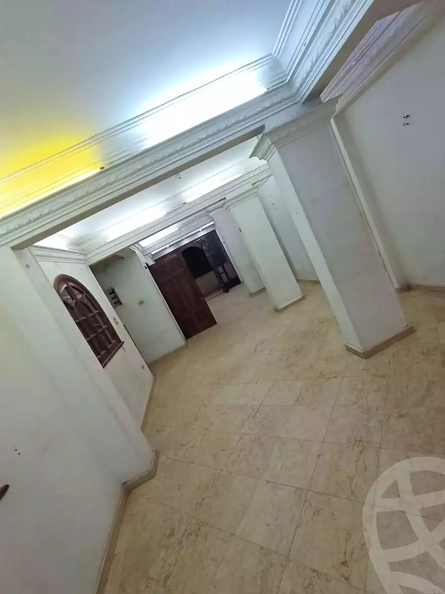 https://aqarmap.com.eg/en/listing/6845930-for-sale-cairo-helwan-helwan-el-sharkeya-thabit-basha-st