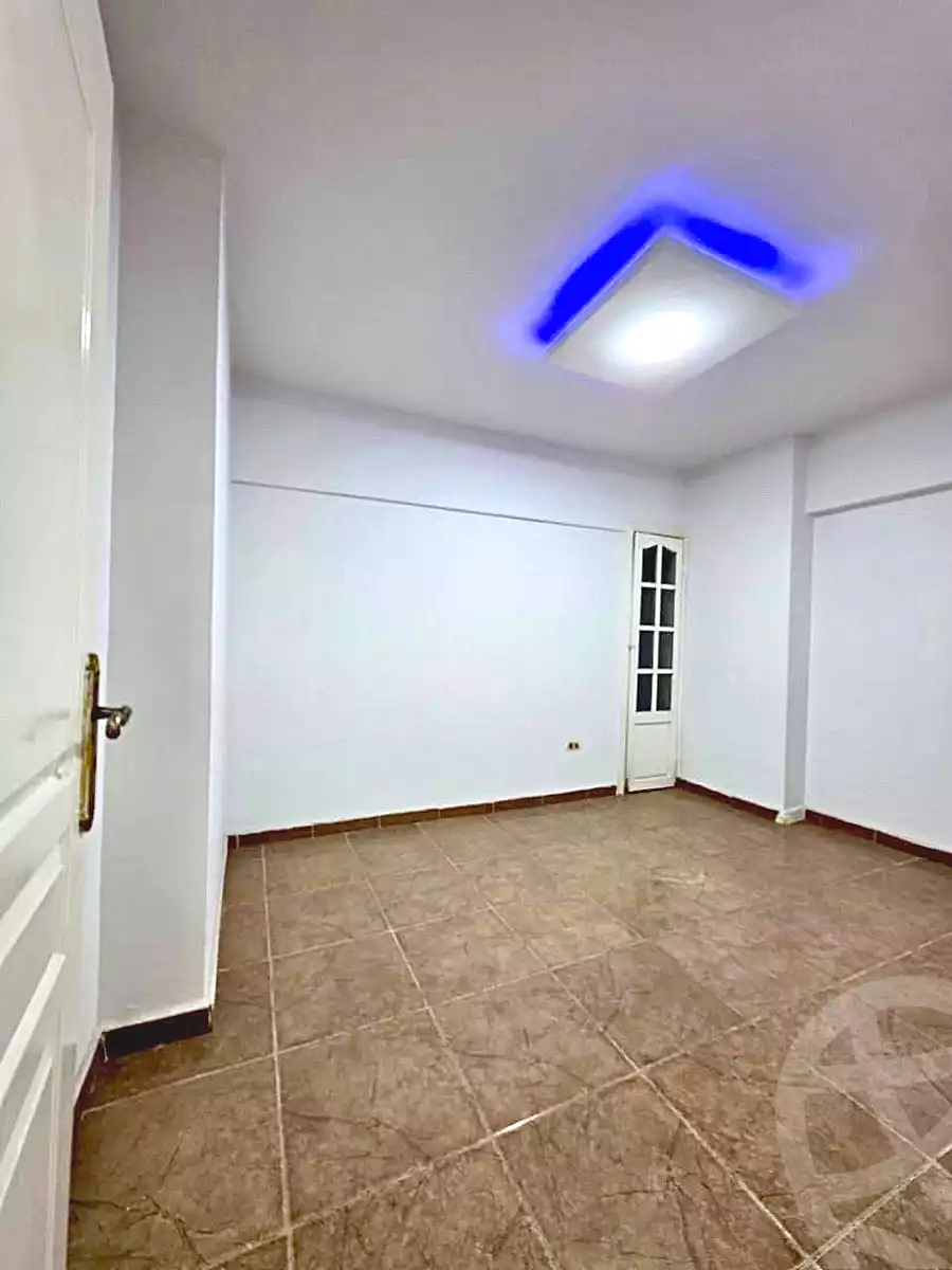 https://aqarmap.com.eg/en/listing/6845979-for-sale-alexandria-el-asafra-menaa-aghadir-st