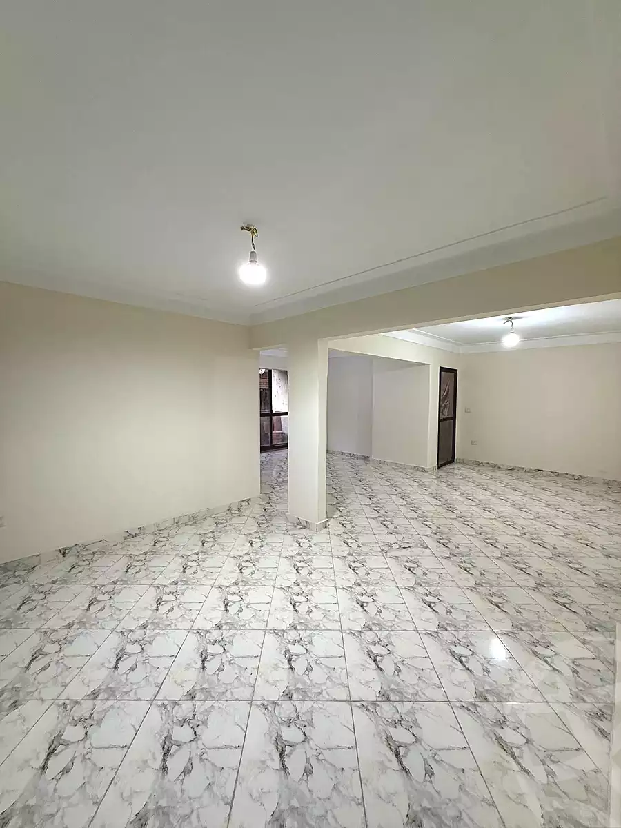 https://aqarmap.com.eg/ar/listing/6845993-for-sale-alexandria-miami-shr-jml-bd-lnsr