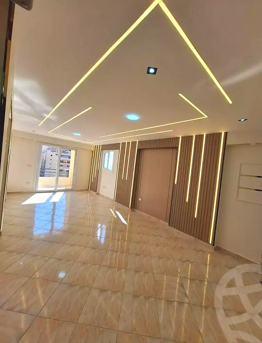 https://aqarmap.com.eg/ar/listing/6846471-for-sale-alexandria-sydy-bshr-sydy-bshr-bhry-shr-mhmwd-l-yswy
