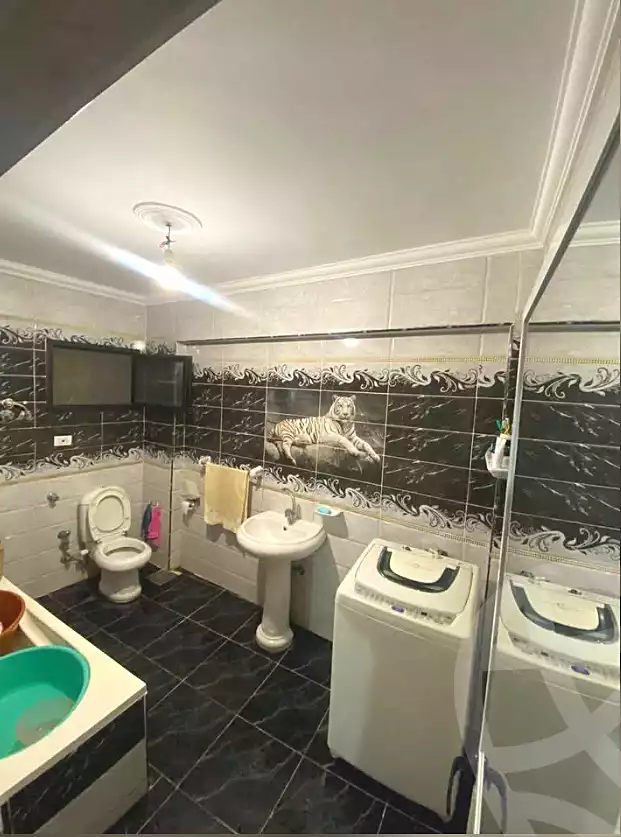 https://aqarmap.com.eg/ar/listing/6846475-for-sale-alexandria-al-agamy-lbytsh-el-saleheen-mosque-st