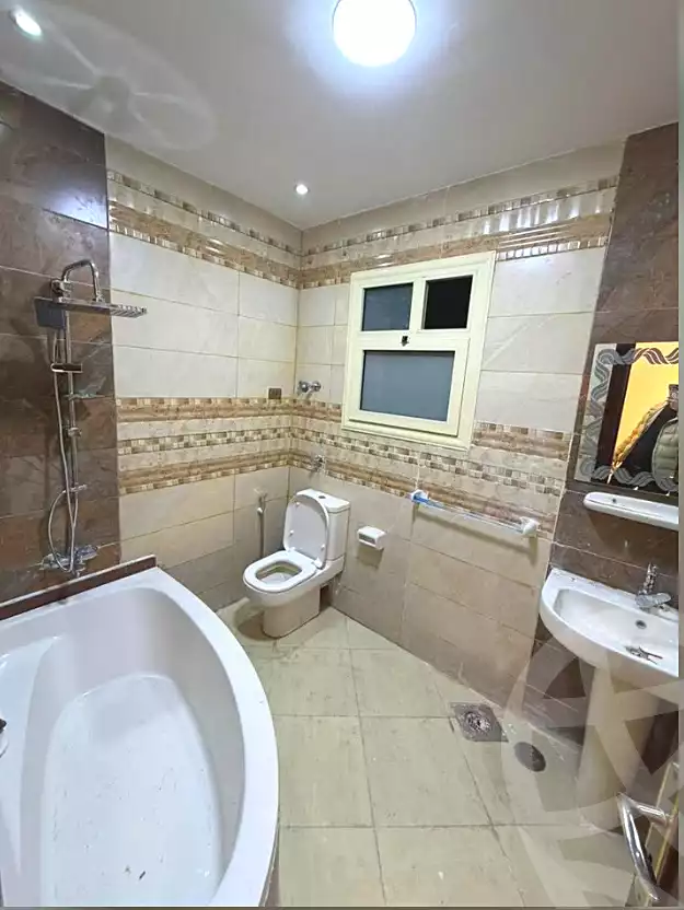 https://aqarmap.com.eg/ar/listing/6846513-for-sale-alexandria-al-agamy-lbytsh