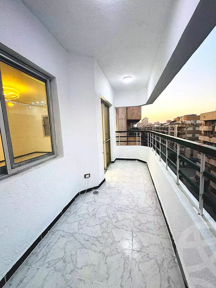 https://aqarmap.com.eg/en/listing/6847075-for-sale-alexandria-al-agamy-shataa-el-nakheel