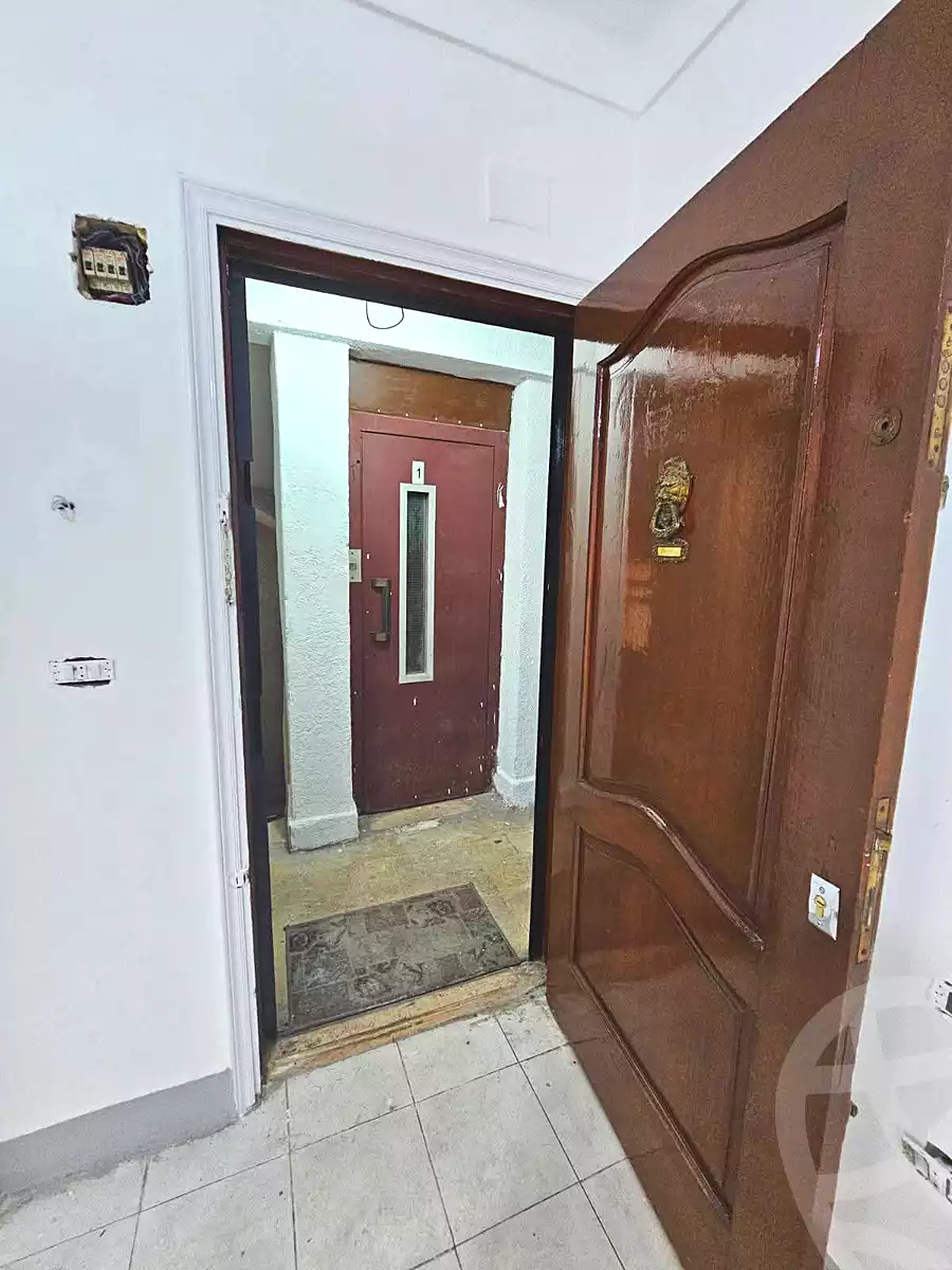 https://aqarmap.com.eg/ar/listing/6847132-for-sale-alexandria-sydy-bshr-sydy-bshr-bhry-amr-el-nogomy-st