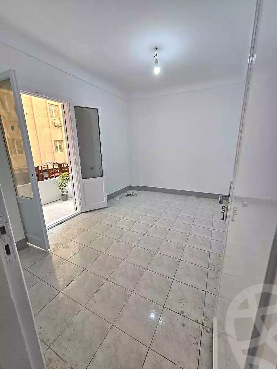 https://aqarmap.com.eg/en/listing/6847167-for-sale-alexandria-sydy-bshr-sydy-bshr-bhry-amr-el-nogomy-st