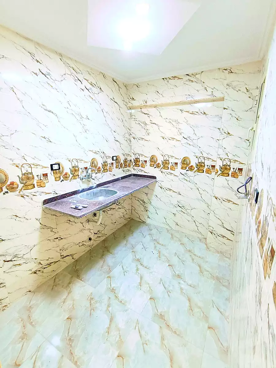 https://aqarmap.com.eg/en/listing/6847163-for-sale-alexandria-bw-qyr-street-25