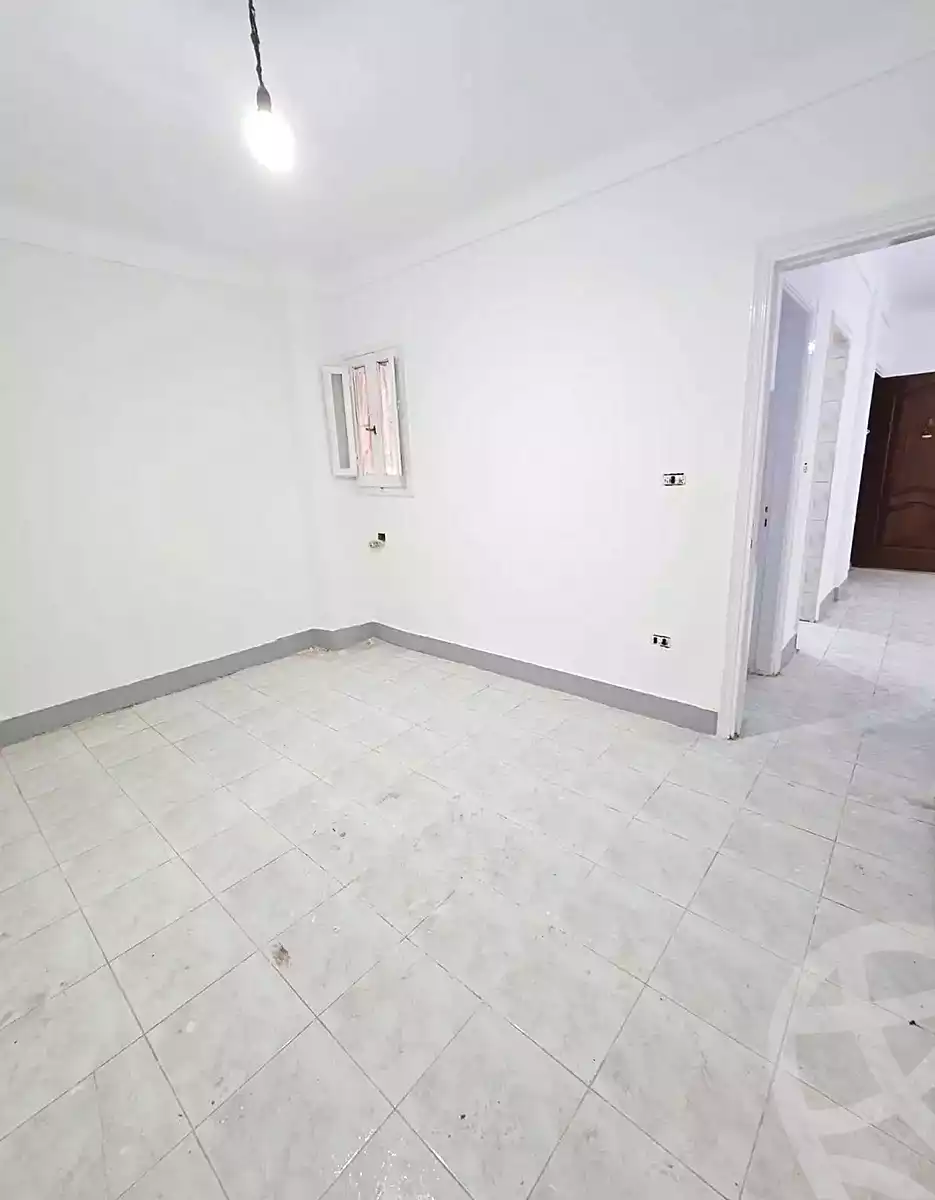 https://aqarmap.com.eg/en/listing/6848708-for-sale-alexandria-sydy-bshr-sydy-bshr-bhry-amr-el-nogomy-st