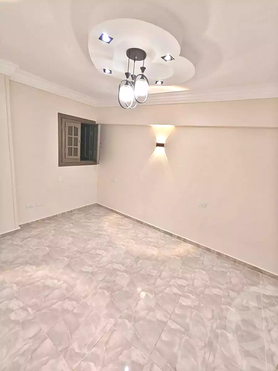 https://aqarmap.com.eg/ar/listing/6848717-for-sale-alexandria-miami-shr-jml-bd-lnsr