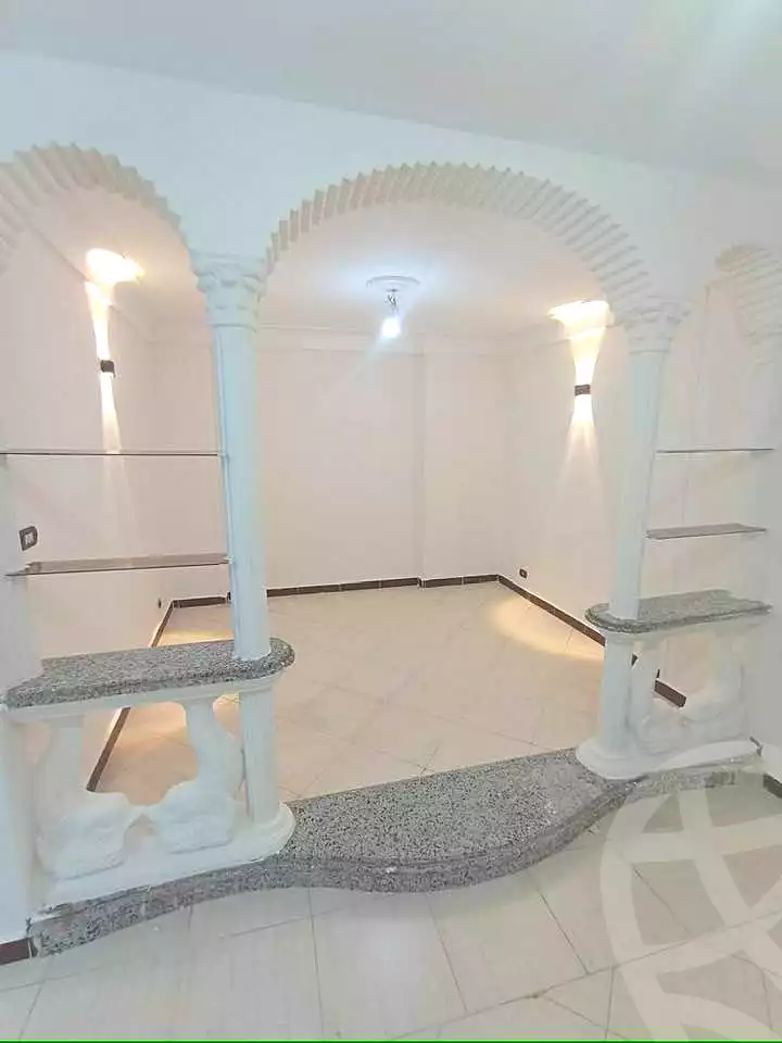 https://aqarmap.com.eg/en/listing/6848750-for-sale-alexandria-lsywf-el-falki