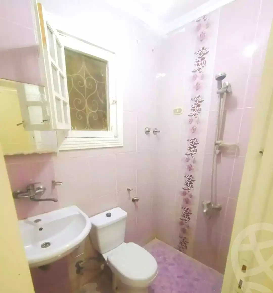https://aqarmap.com.eg/en/listing/6848852-for-sale-alexandria-lsywf-el-falki