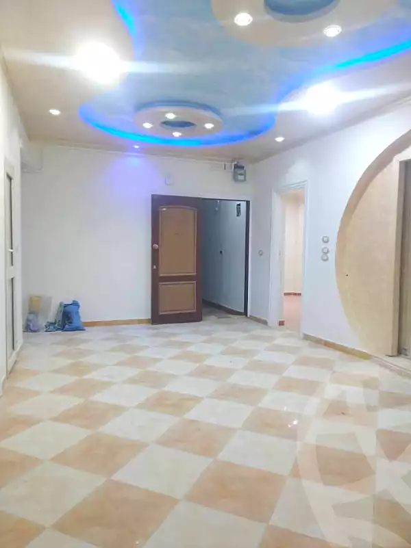 https://aqarmap.com.eg/ar/listing/6848962-for-sale-alexandria-alhadara-new-el-hadra-el-tawheed-st