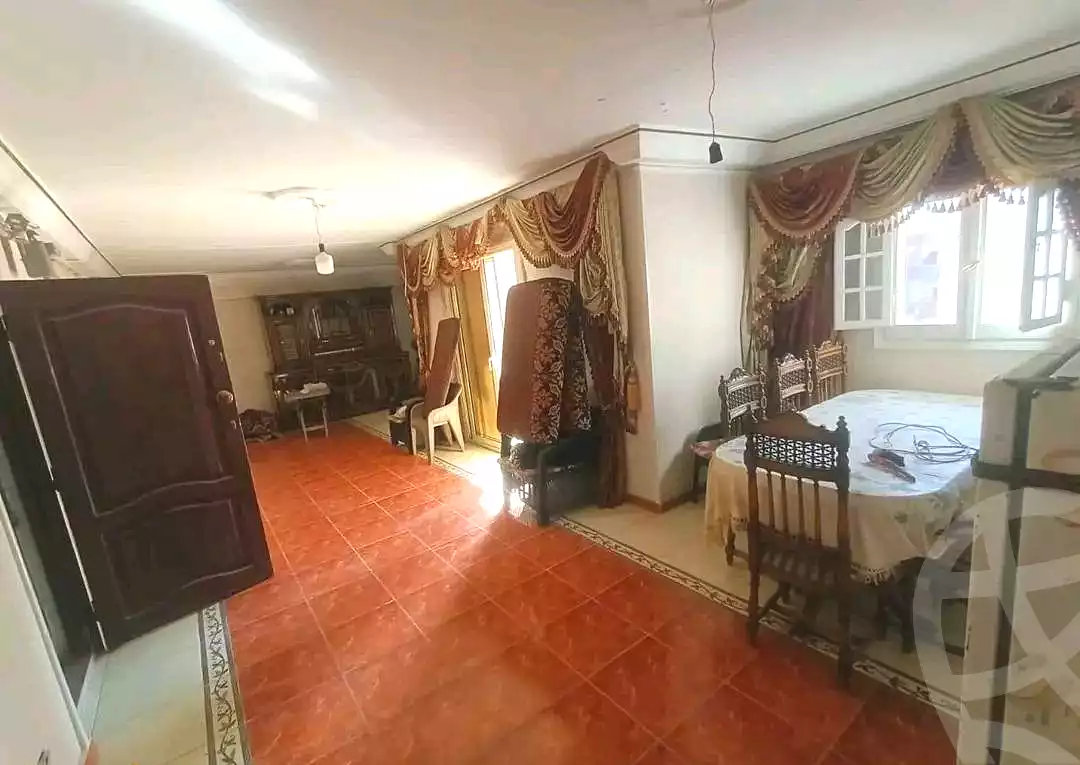 https://aqarmap.com.eg/ar/listing/6850065-for-sale-alexandria-sydy-bshr-sydy-bshr-bhry-khalil-hamada-st
