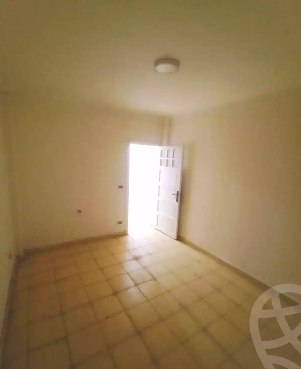 https://aqarmap.com.eg/ar/listing/6850402-for-sale-alexandria-lsywf-el-falki-street-16-el-eslah