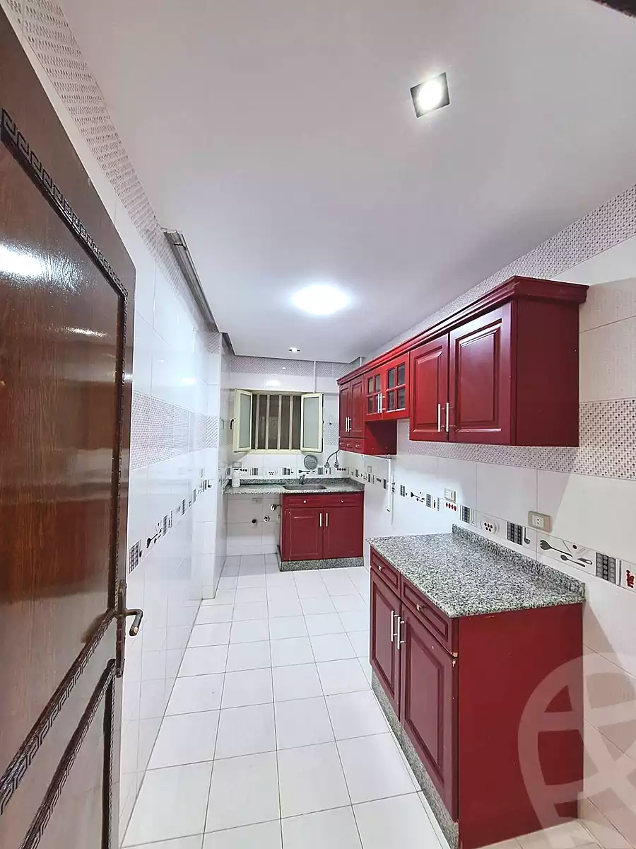 https://aqarmap.com.eg/ar/listing/6850722-for-sale-alexandria-sydy-bshr-sydy-bshr-bhry-ibrahim-el-sayed-st